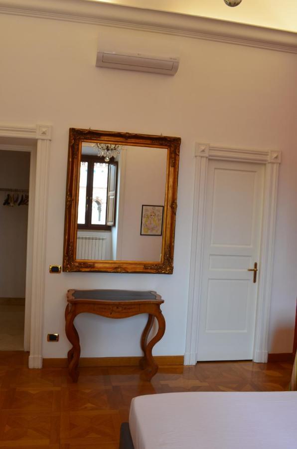 Elegante Appartamento Nel Centro Di Roma Eksteriør billede